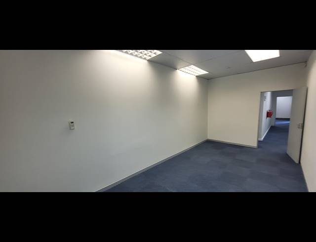 585M² OFFICE TO LET IN NELSPRUIT CENTRAL